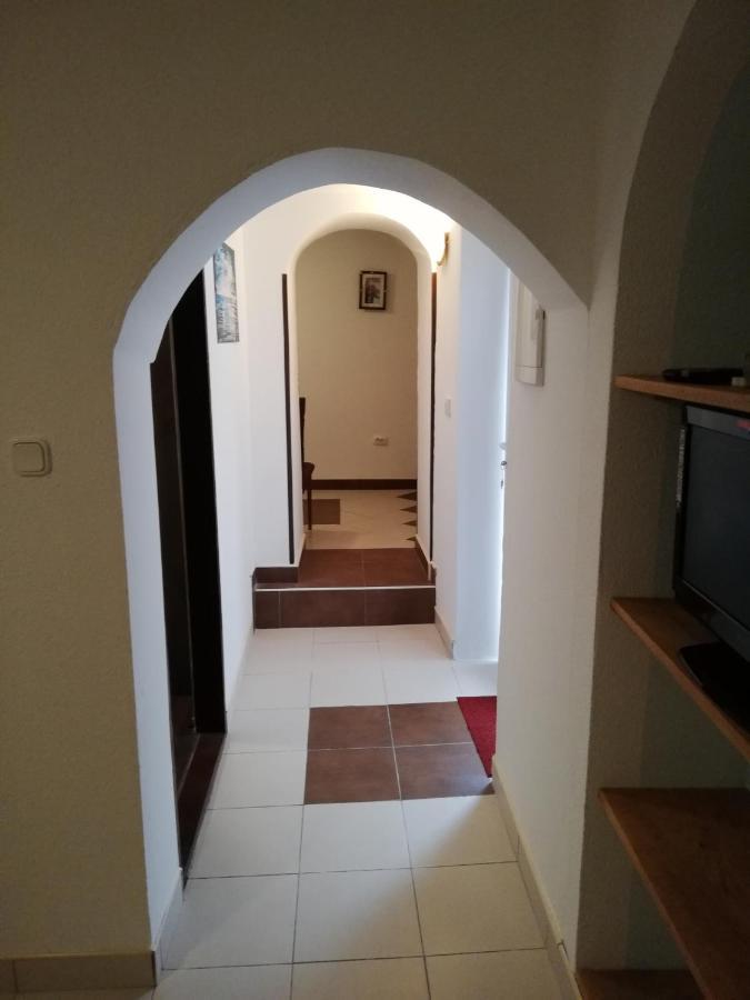 Apartman Cvita Tkon Esterno foto